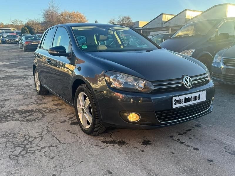 Gebraucht VW Golf VI Style 105 PS (77 kW) 2011 Blau Kleinwagen