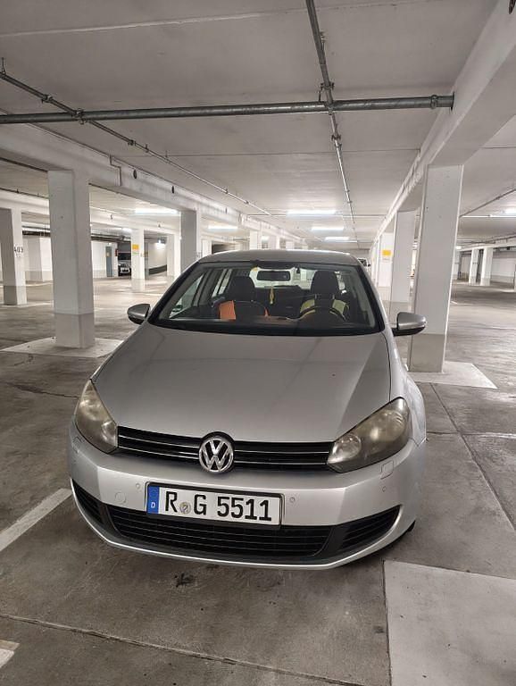 Grau Gebraucht 2009 VW Golf VI Trendline Kleinwagen | 4.500 € (Fairer Preis) - Bild 1/4