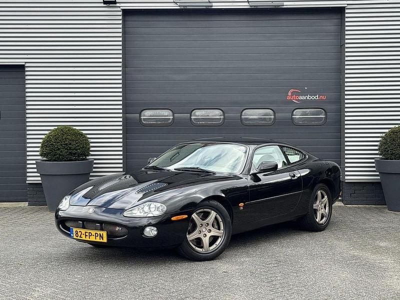 Gebraucht Jaguar XKR 363 PS (266 kW) 2000 Schwarz Coupé