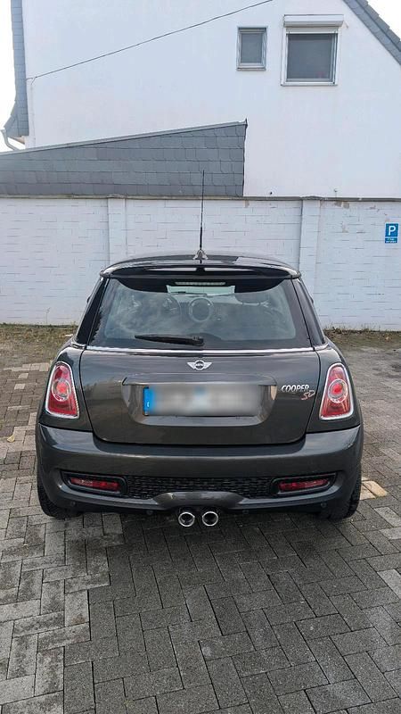 Gebraucht Mini Cooper SD 143 PS (105 kW) 2013 Grau Kleinwagen