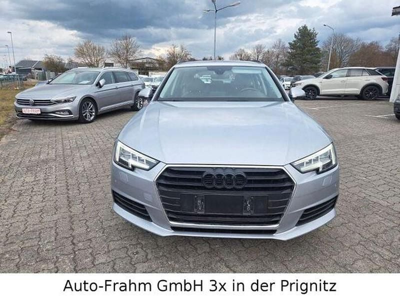 Gebraucht Audi A4 Ambiente 190 PS (139 kW) 2015 Braun Kombi
