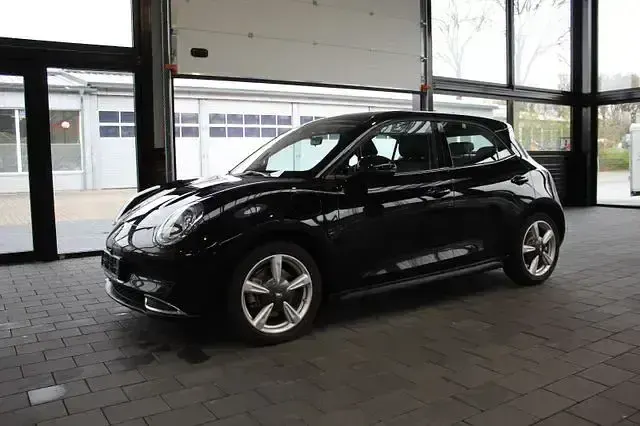 Usata Ora 03 125 kW (171 CV) 2023 Nero Utilitaria