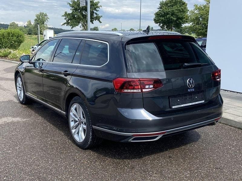 Gebraucht VW Passat Active 218 PS (160 kW) 2021 Grau Kombi