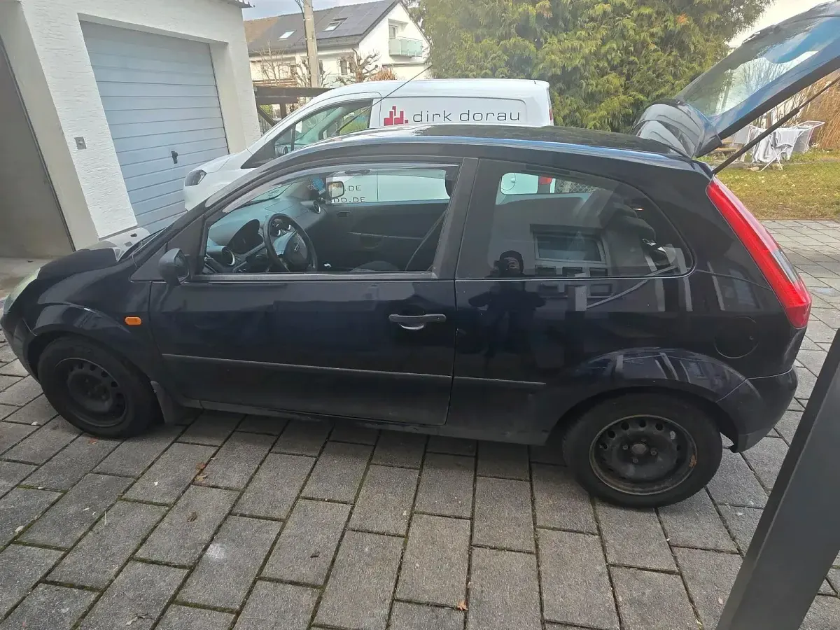 Gebraucht Ford Fiesta 2005 Blau Kleinwagen