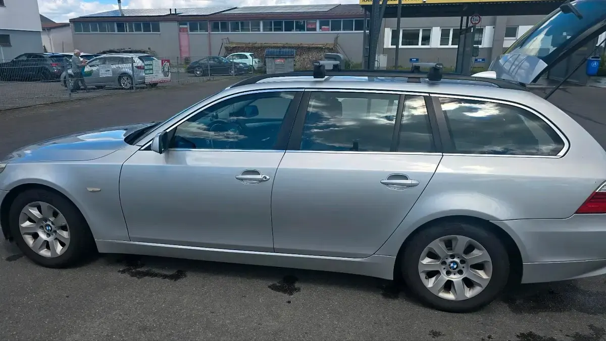 Gebraucht BMW 520 177 PS (130 kW) 2008 Silber Kombi