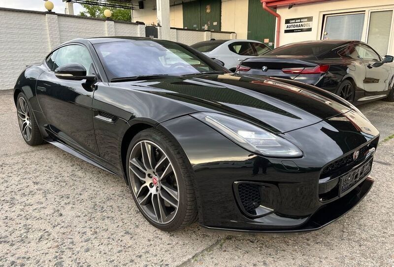 Schwarz Gebraucht 2018 Jaguar F-Type R-Dynamic Coupé | 37.900 € - Bild 1/4