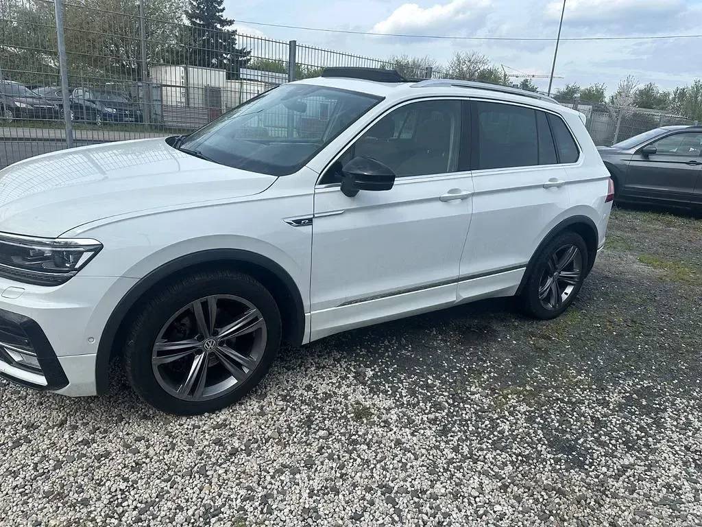 Gebraucht VW Tiguan R-line 150 PS (110 kW) 2016 Weiß SUV