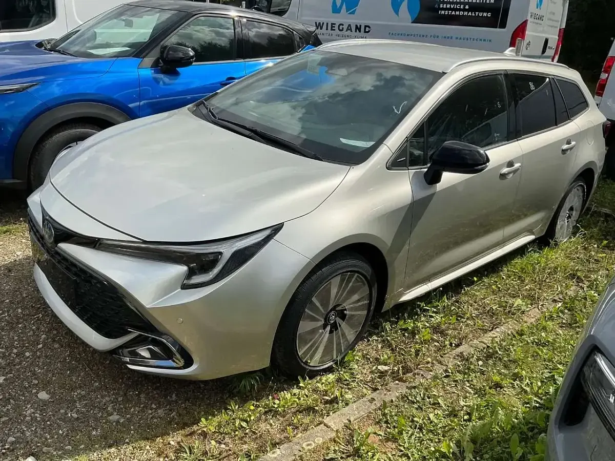 Ny Toyota Corolla 178 HK (130 kW) 2026 Sølv Stationcar