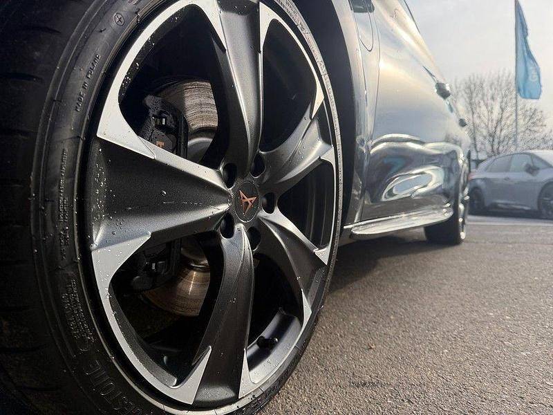 Gebraucht Cupra Leon VZ 245 PS (180 kW) 2023 Grau Limousine