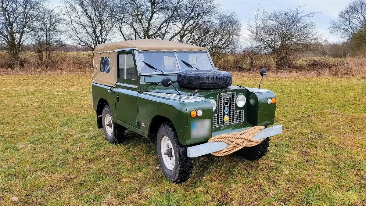 Gebraucht Land Rover 88 60 PS (44 kW) 1972 Grün SUV