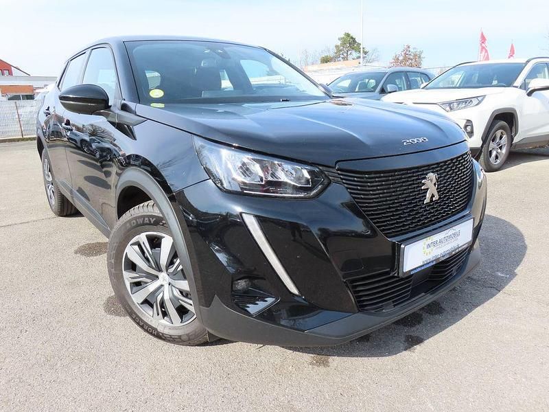 Gebraucht Peugeot 2008 Active 131 PS (96 kW) 2021 Schwarz SUV