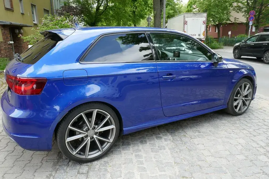 Gebraucht Audi A3 S-Line 150 PS (110 kW) 2016 Blau Limousine