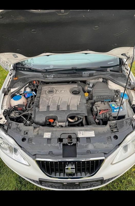 Gebraucht Seat Ibiza 2011 Weiß Kleinwagen