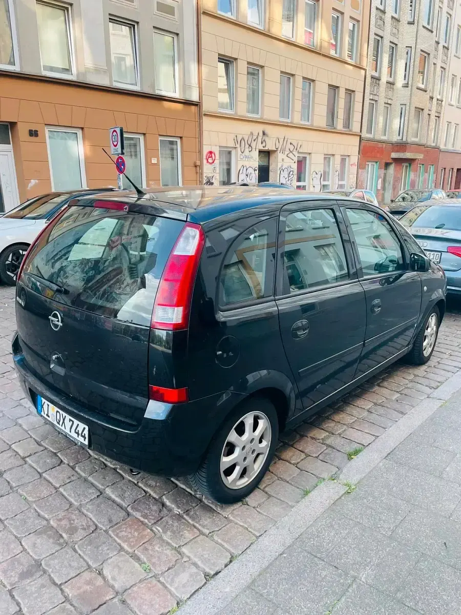 Gebraucht Opel Meriva 90 PS (66 kW) 2004 Schwarz Van / Kleinbus