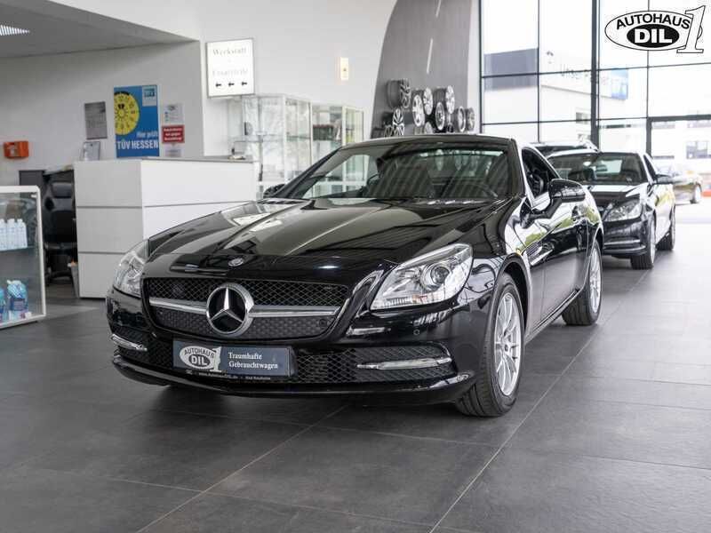 Gebraucht Mercedes SLK200 184 PS (135 kW) 2011 Schwarz Cabrio
