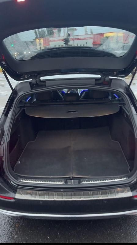 Gebraucht Mercedes C220 200 PS (147 kW) 2022 Schwarz Kombi