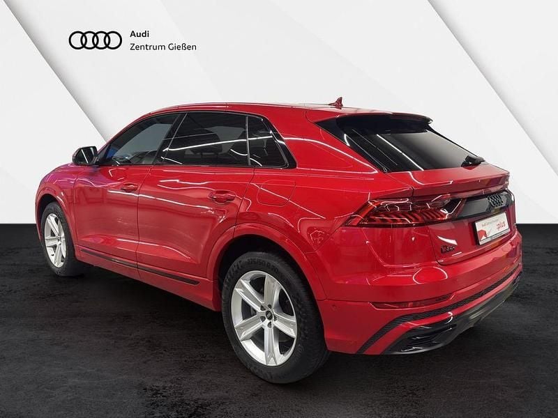 Gebraucht Audi Q8 S-Line 381 PS (280 kW) 2022 Rot SUV