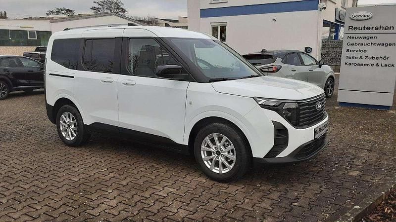 Neu Ford Tourneo Courier Titanium 125 PS (91 kW) 2025 Frostweiß Van / Kleinbus