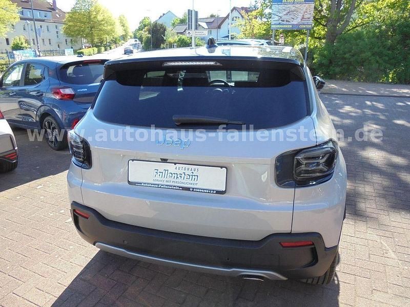 Neu Jeep Avenger Summit 101 PS (74 kW) 2025 Grau SUV