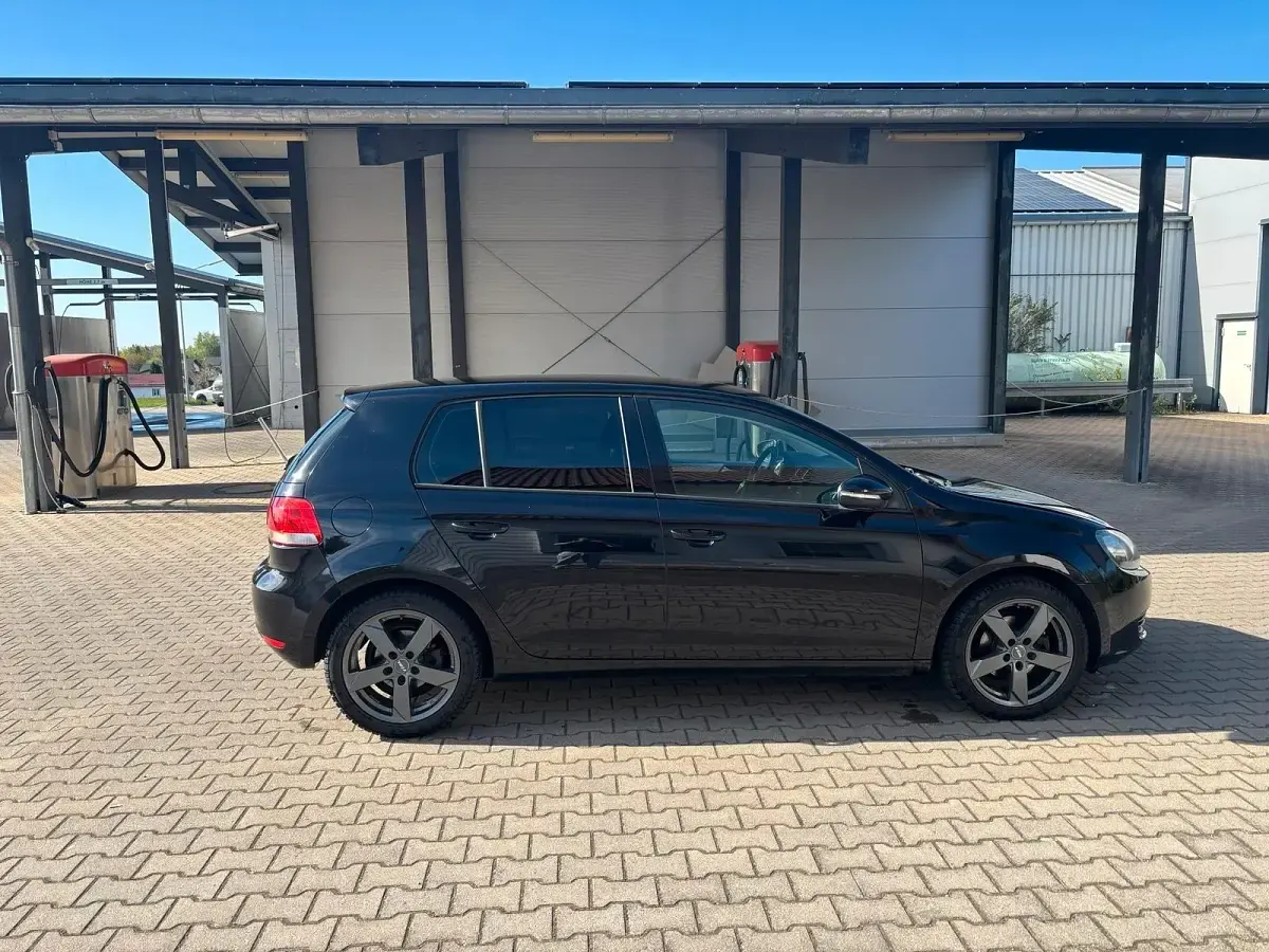 Brugt VW Golf VI 102 HK (75 kW) 2009 Sort Hatchback