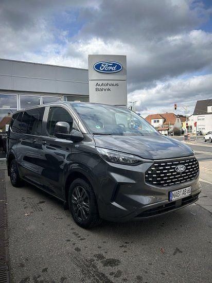 Gebraucht Ford Tourneo Custom Titanium 170 PS (125 kW) 2025 Grau Van