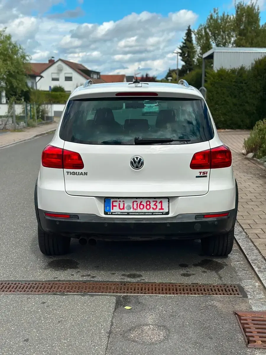 Gebraucht VW Tiguan Life 160 PS (117 kW) 2014 Weiß SUV