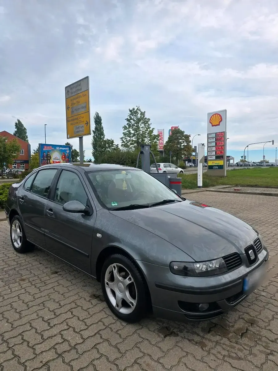 Usata Seat Toledo 105 CV (77 kW) 2004 Andere farben Berlina