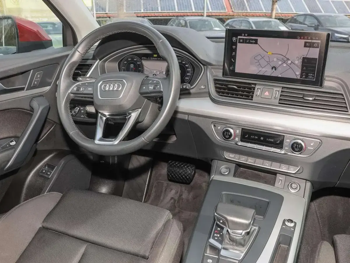 Gebraucht Audi Q5 Sportback Advanced Plus 299 PS (219 kW) 2022 Matadorrot metallic (metallic) SUV