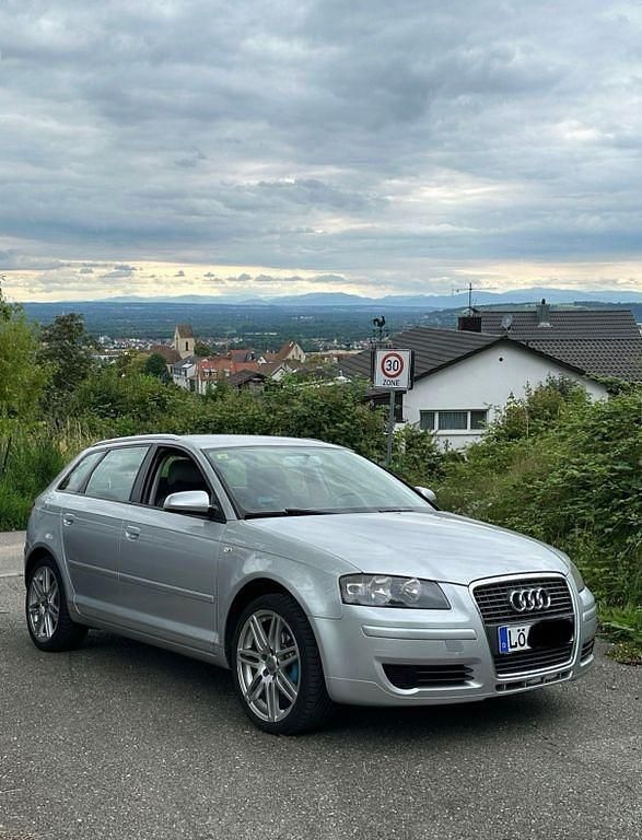 Silber Gebraucht 2006 Audi A3 Limousine | 5.500 € (Teuer) - Bild 1/4