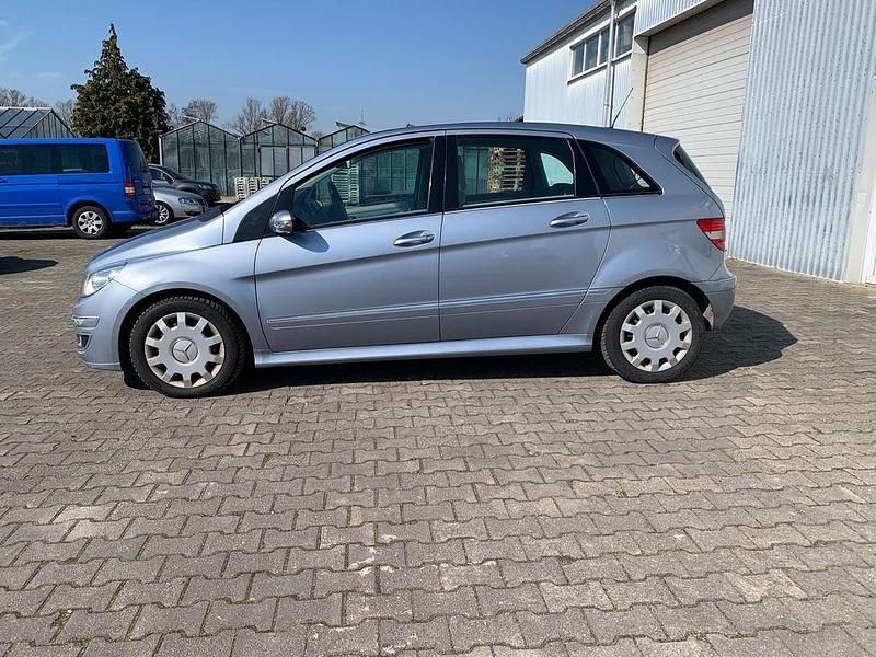 Gebraucht Mercedes B200 140 PS (102 kW) 2005 Van / Kleinbus