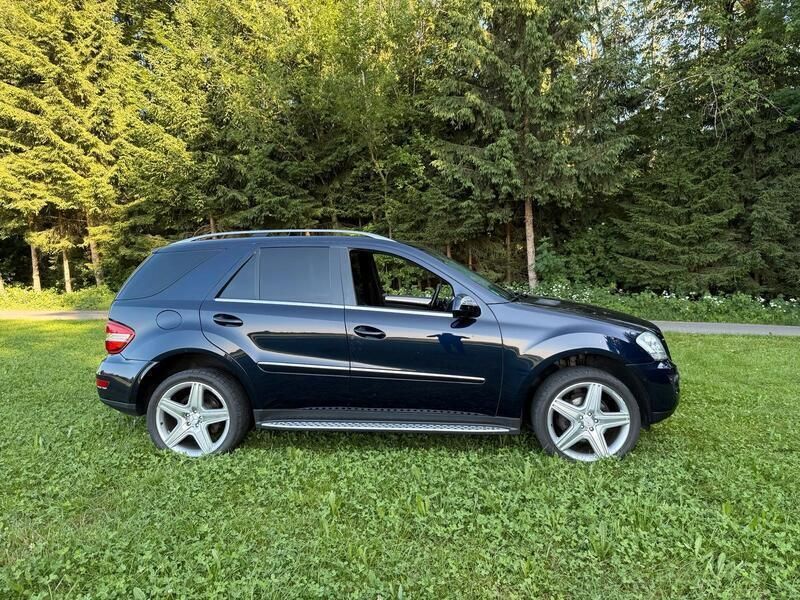 Blau Gebraucht 2008 Mercedes ML320 SUV | 14.900 € (Teuer) - Bild 1/4