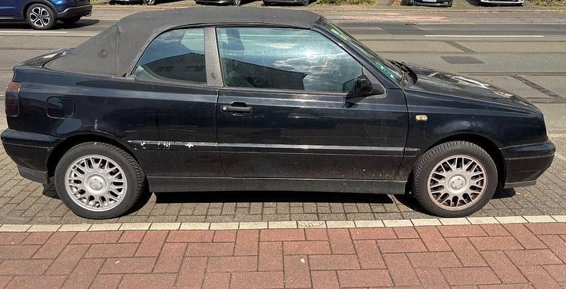 Brugt VW Golf Cabriolet 75 HK (55 kW) 1997 Sort Cabriolet