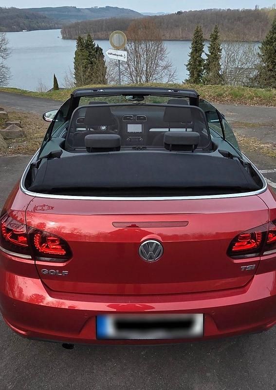 Gebraucht VW Golf Cabriolet 105 PS (77 kW) 2012 Rot Cabrio