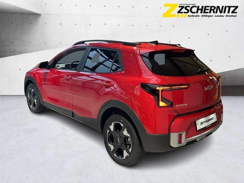 Neu Kia Stonic Vision 101 PS (74 kW) 2025 (beg) signalrot (m) SUV