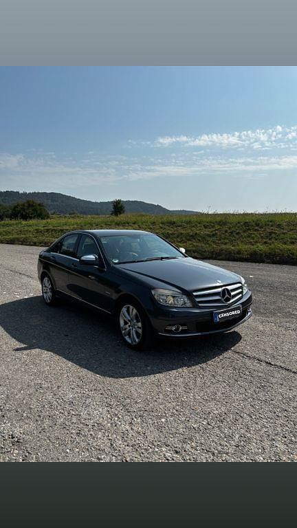 Blau Gebraucht 2007 Mercedes C200 Avantgarde Limousine | 6.550 € (Fairer Preis) - Bild 1/4