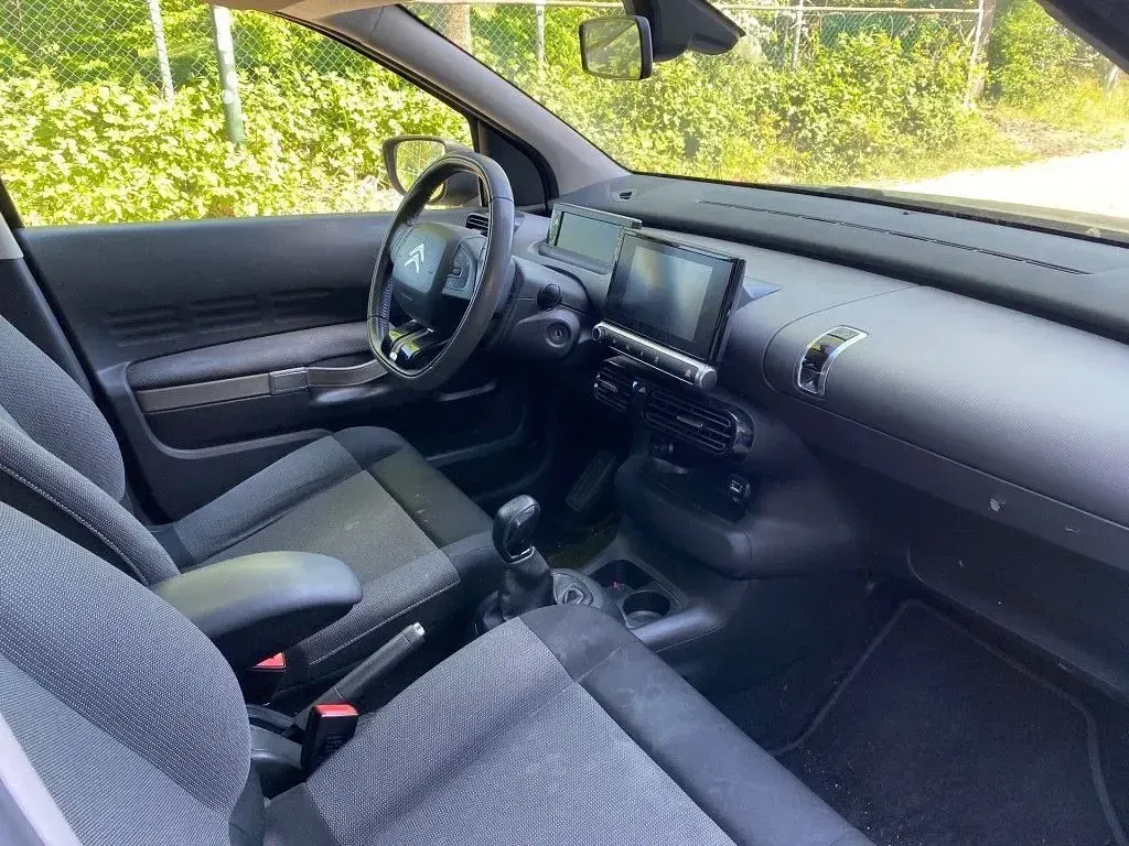 Gebraucht Citroën C4 PureTech 82 PS (60 kW) 2015 Violett SUV