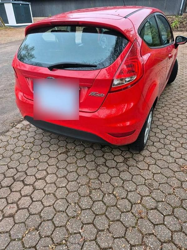 Gebraucht Ford Fiesta 60 PS (44 kW) 2009 Rot Kleinwagen