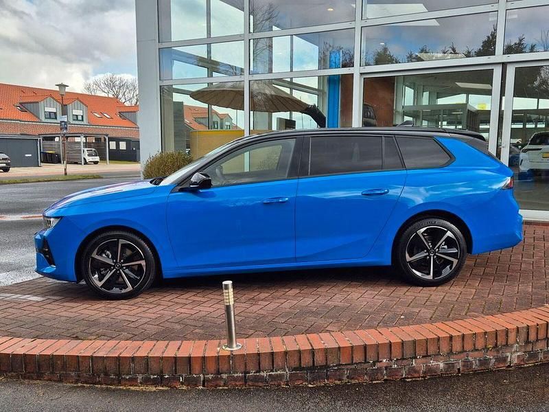 Gebraucht Opel Astra 131 PS (96 kW) 2025 Athletik blau Kombi