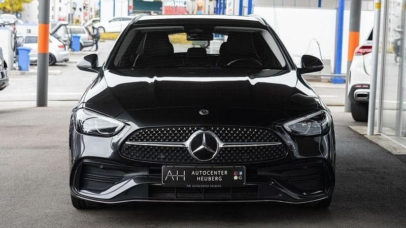 Gebraucht Mercedes C180 AMG 170 PS (125 kW) 2022 Schwarz Limousine