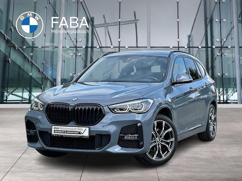 Grau Gebraucht 2022 BMW X1 M Sport SUV | 26.390 € (Fairer Preis) - Bild 1/4