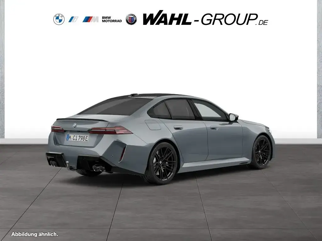 Nouvelle BMW M5 Performance 727 ch (534 kW) 2026 Gris Berline