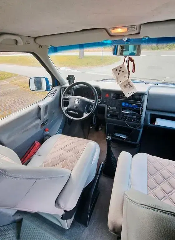 Używany VW T4 102 KM (75 kW) 2000 Niebieski Van