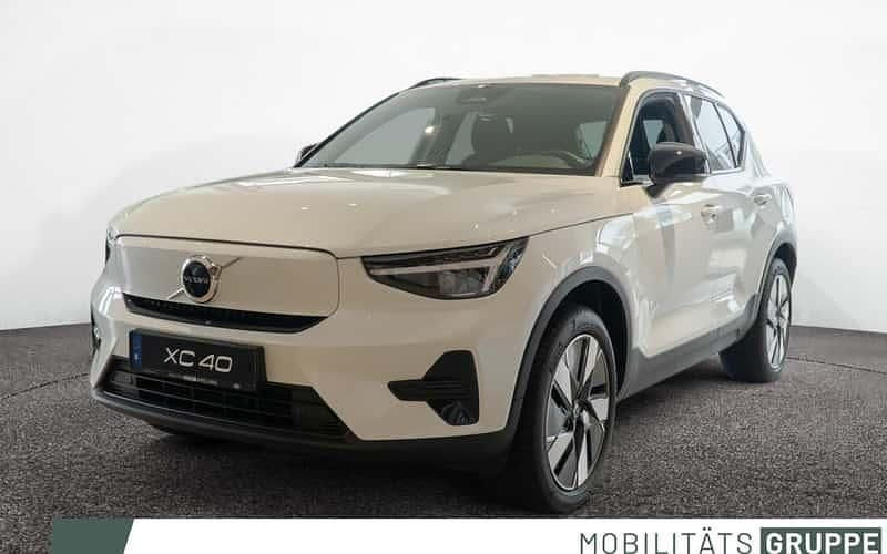 Weiß Gebraucht 2025 Volvo EC40 Plus SUV | 56.890 € - Bild 1/4