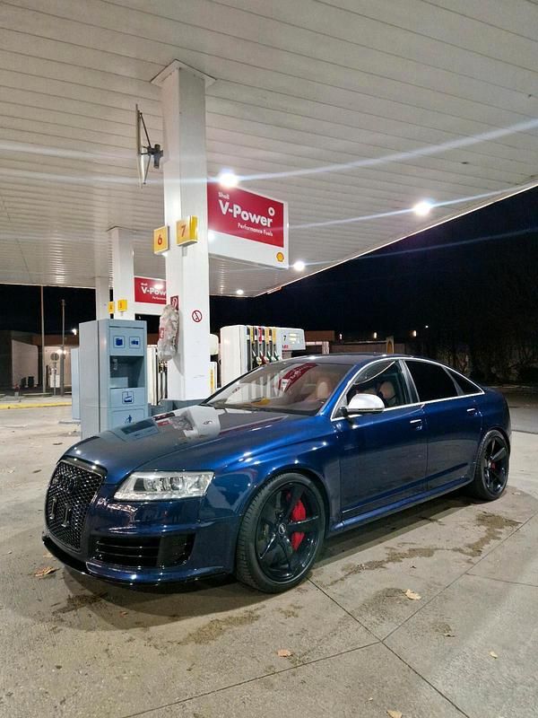 Blau Gebraucht 2009 Audi RS6 Limousine | 41.500 € (Superpreis) - Bild 1/4
