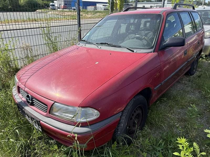 Rot Gebraucht 1997 Opel Astra Kombi | 999 € (Fairer Preis) - Bild 1/3