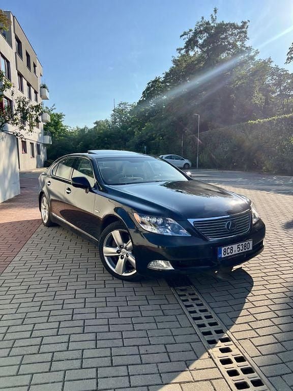 Schwarz Gebraucht 2007 Lexus LS600h L President Line Limousine | 9.200 € - Bild 1/4