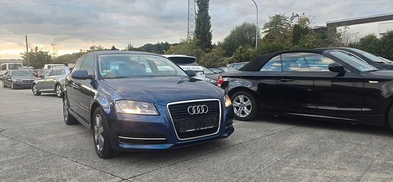 Blau Gebraucht 2010 Audi A3 Attraction Limousine | 5.500 € (Fairer Preis) - Bild 1/4