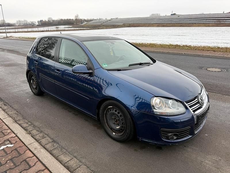 Gebraucht VW Golf V 140 PS (102 kW) 2007 Blau Limousine