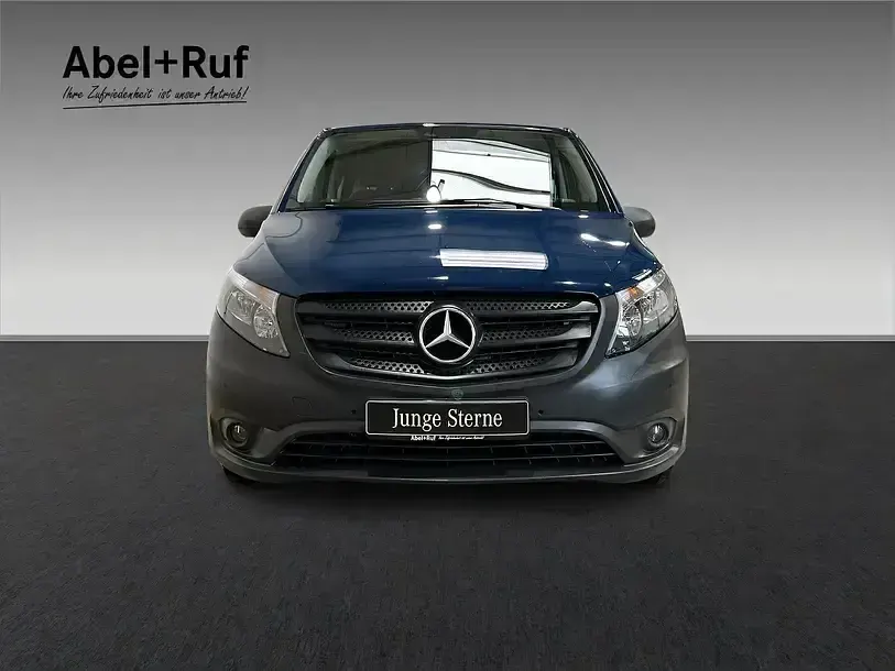 Gebraucht Mercedes Vito 136 PS (100 kW) 2021 Stahlblau Van