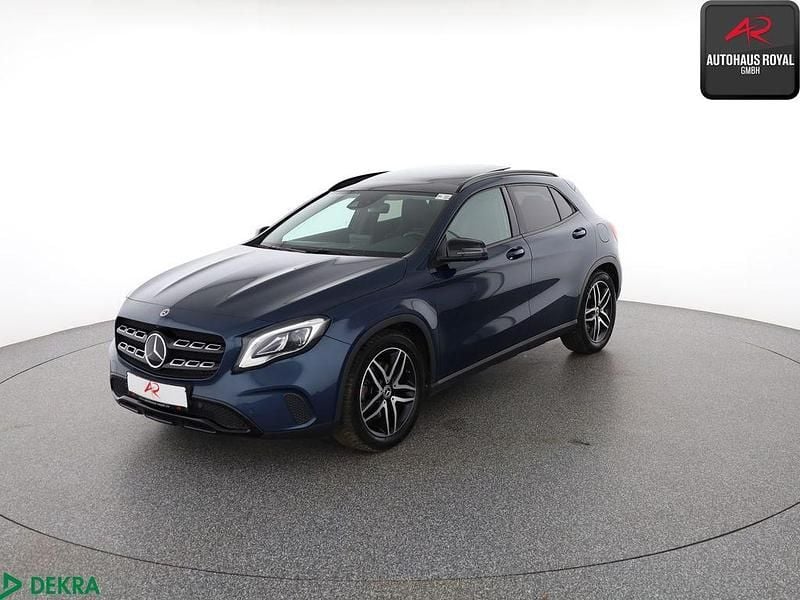 Gebraucht Mercedes GLA250 Night 211 PS (155 kW) 2019 Blau SUV